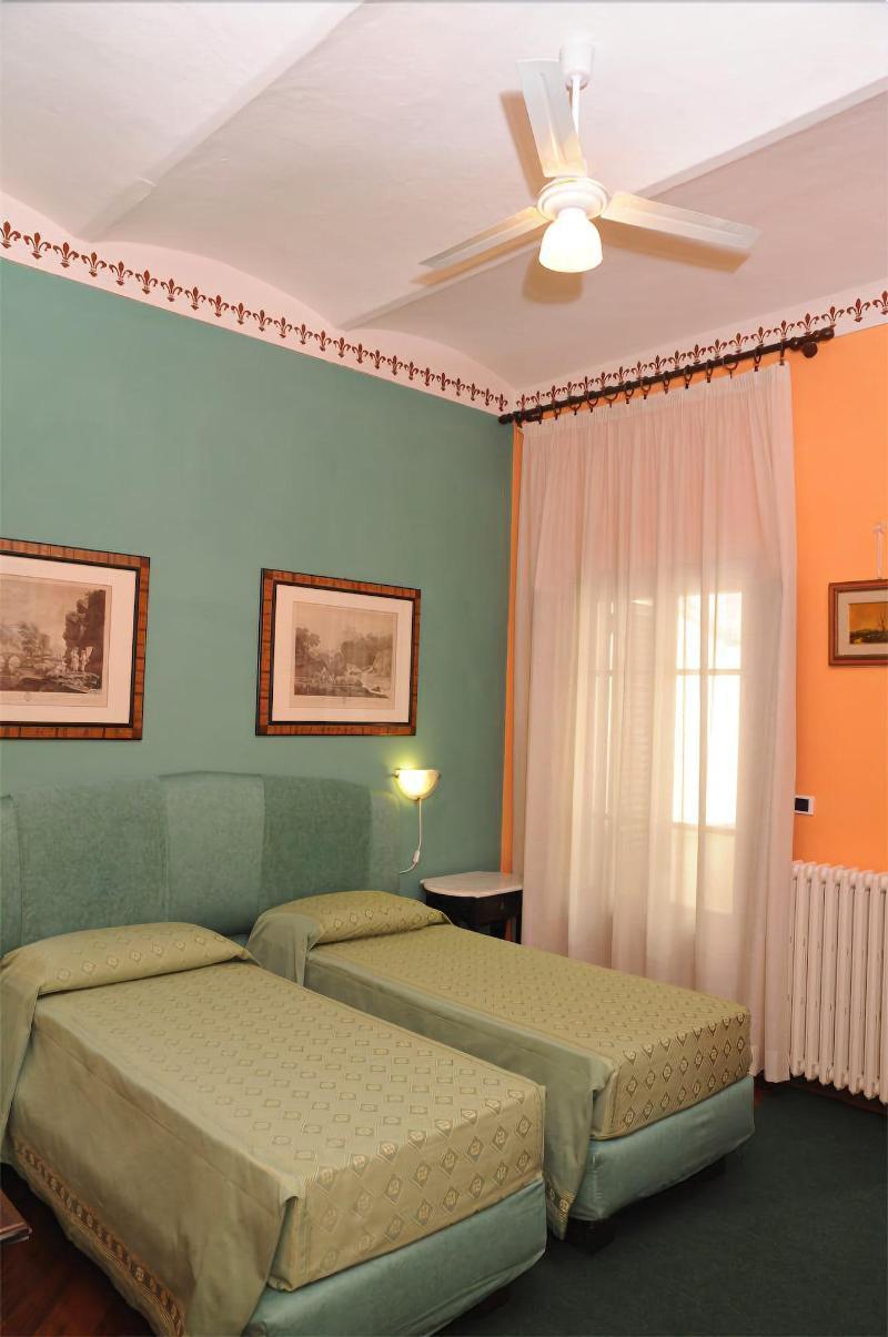 Tarussio Hotel Arezzo Exterior photo