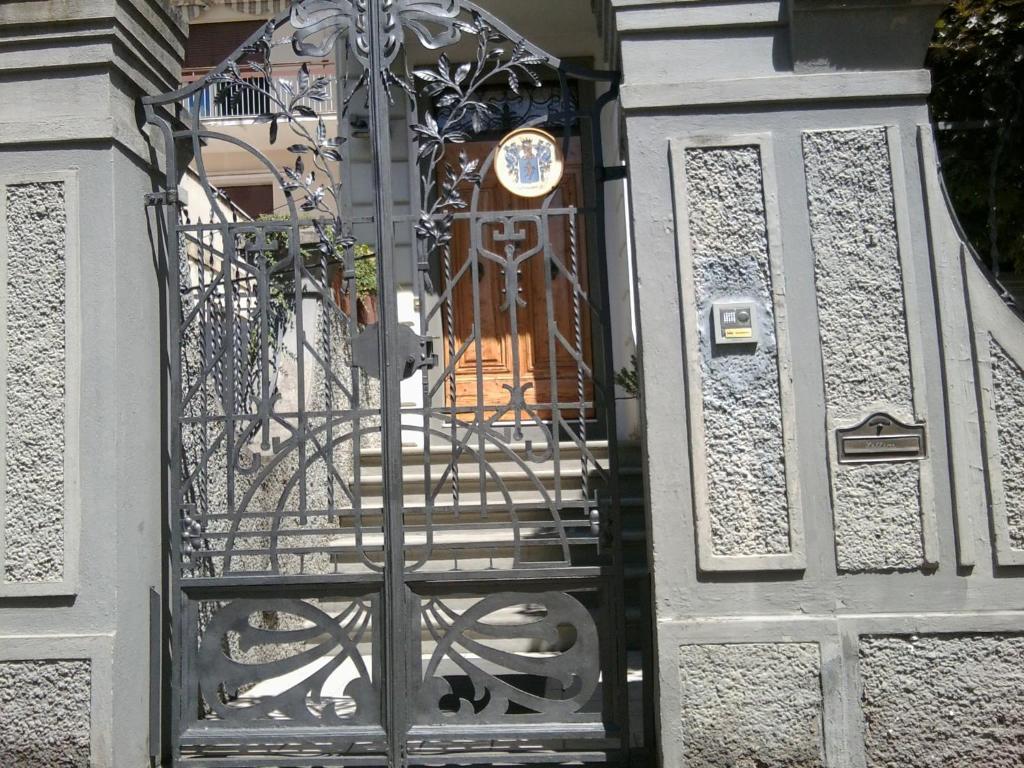 Tarussio Hotel Arezzo Exterior photo