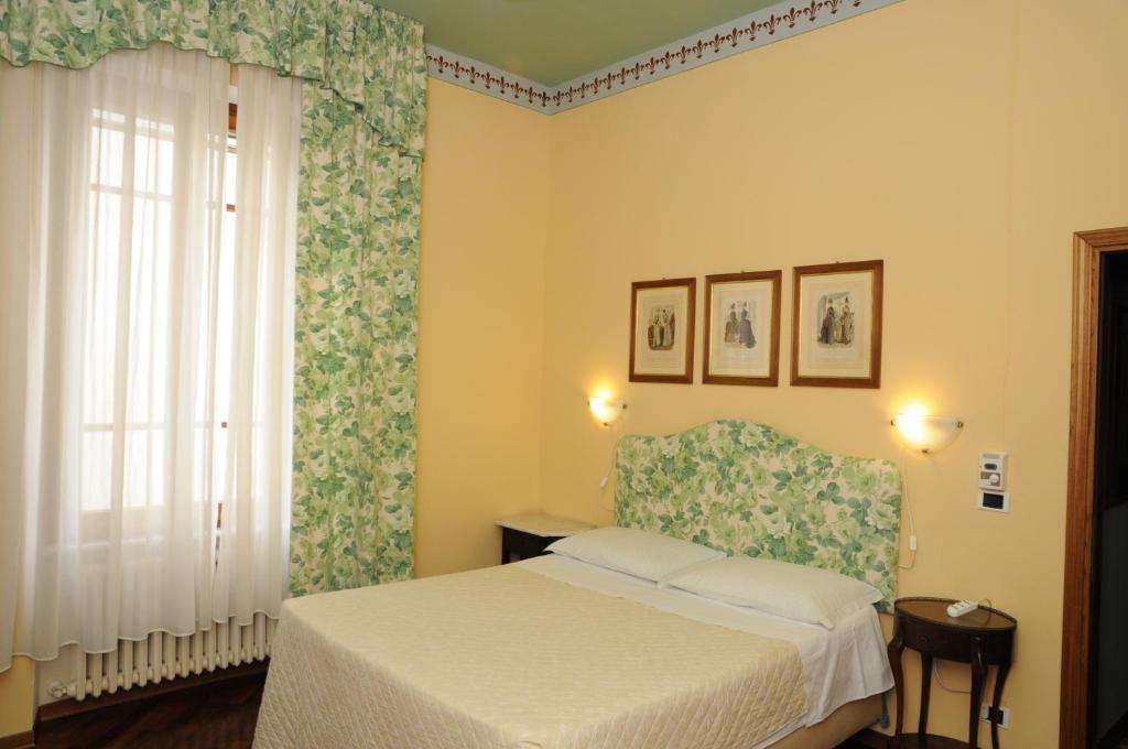 Tarussio Hotel Arezzo Exterior photo